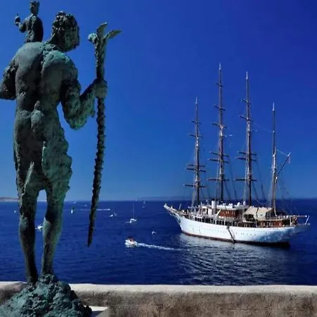 Appartamento In Rab Near Sandy *