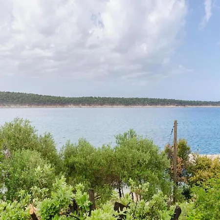 In Rab Near Sandy Apartamento