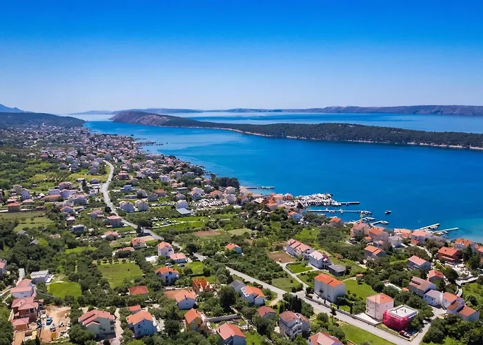 In Rab Near Sandy Διαμέρισμα *