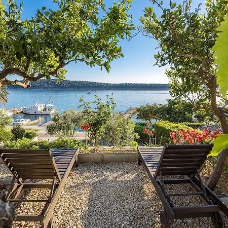 In Rab Near Sandy Апартаменты