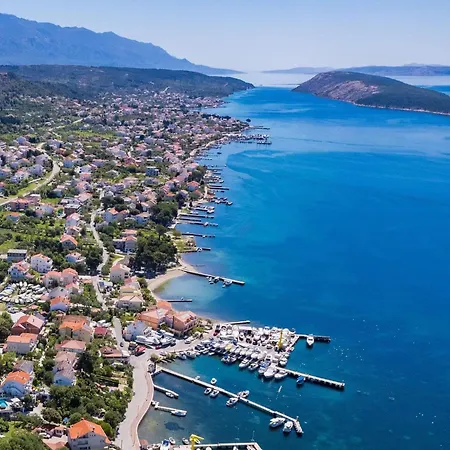 Beautiful Near Sandy Beaches *